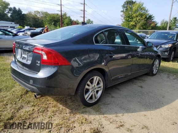 2013 Volvo S60 T5 с VIN YV1612FH1D2185518, выставлен на аукционе Copart как лот 80955345 с пробегом 145 867 миль миль и Чистый • Clean title. История ставок и продаж доступна на DreamBid. Изображение 4.