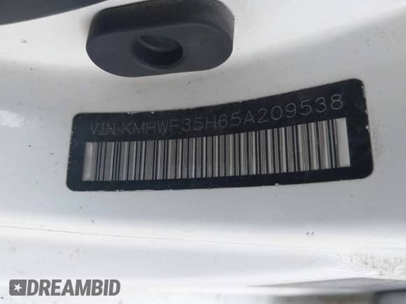 2005 Hyundai Sonata GLS z VIN KMHWF35H65A209538, wystawiony jako IAAI lot #43260803 z przebiegiem 125 576 mil mil oraz . Historia ofert i sprzedaży dostępna na DreamBid. Obrazek 9.