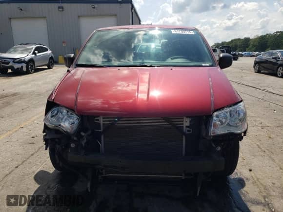 2016 Dodge Grand Caravan SE Plus with VIN 2C4RDGBG1GR131906, listed as a Copart auction lot 61739715 with 77,564 mi miles and Salvage title. Bid and sale history available at DreamBid. Image 5.