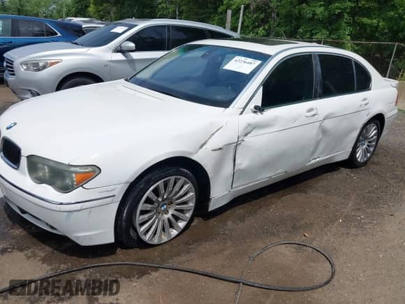 2004 BMW 7 Series 745Li with VIN WBAGN63464DS47181, listed as a IAAI auction lot 42236487 with 143,707 mi miles and . Bid and sale history available at DreamBid. Image 2.