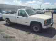 2000 Chevrolet Silverado 3500 с VIN 1GCGC34R5YR226476, выставлен на аукционе Copart как лот 66143645 с пробегом 226 912 миль миль и Списание • Salvage title. История ставок и продаж доступна на DreamBid. Изображение 4.