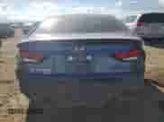 2018 Hyundai Elantra SE z VIN 5NPD74LF1JH334465, wystawiony jako Copart lot #83834325 z przebiegiem 184 476 mil mil oraz Szkoda całkowita • Salvage title. Historia ofert i sprzedaży dostępna na DreamBid. Obrazek 6.