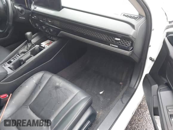 2023 Honda Accord EX-L with VIN 1HGCY2F60PA069600, listed as a IAAI auction lot 43195791 with 27,136 mi miles and . Bid and sale history available at DreamBid. Image 5.