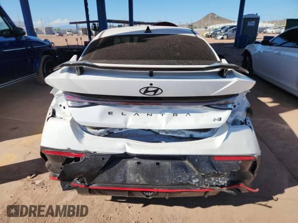 2025 Hyundai Elantra с VIN KMHLW4DK0SU026815, выставлен на аукционе Copart как лот 83864335 с пробегом 9 838 миль миль и Списание • Salvage title. История ставок и продаж доступна на DreamBid. Изображение 6.