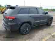 2018 Jeep Grand Cherokee Trackhawk z VIN 1C4RJFN92JC318555, wystawiony jako Copart lot #60436545 z przebiegiem 58 628 mil mil oraz Czysty tytuł • Clean title. Historia ofert i sprzedaży dostępna na DreamBid. Obrazek 3.