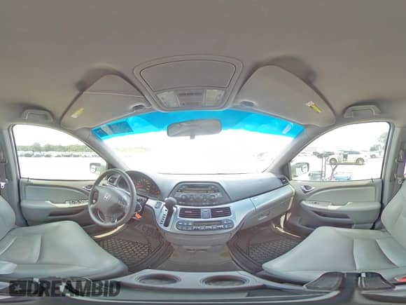 2010 Honda Odyssey EX с VIN 5FNRL3H42AB043863, выставлен на аукционе Copart как лот 71588935 с пробегом 200 740 миль миль и Списание • Salvage title. История ставок и продаж доступна на DreamBid. Изображение 15.