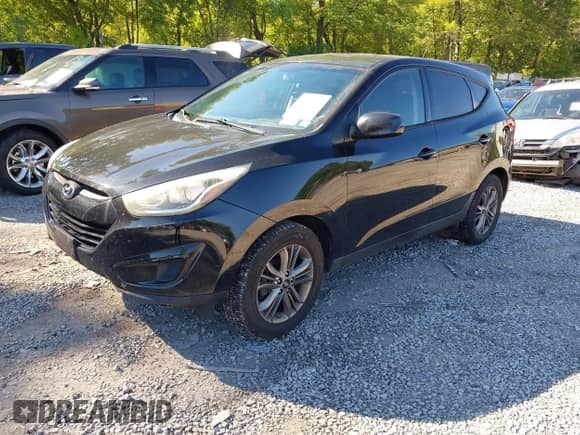 2015 Hyundai Tucson GLS z VIN KM8JTCAF8FU064817, wystawiony jako IAAI lot #43053602 z przebiegiem 107 441 mil mil oraz . Historia ofert i sprzedaży dostępna na DreamBid. Obrazek 2.