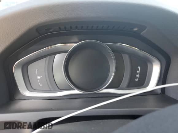 2017 Volvo S60 Inscription с VIN LYV402TK8HB141665, выставлен на аукционе Copart как лот 64806615 с пробегом Не указан миль и Списание • Salvage title. История ставок и продаж доступна на DreamBid. Изображение 9.