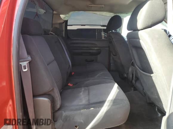 2011 Chevrolet Silverado 1500 LS z VIN 3GCPKREA1BG276233, wystawiony jako Copart lot #65030745 z przebiegiem 174 798 mil mil oraz Szkoda całkowita • Salvage title. Historia ofert i sprzedaży dostępna na DreamBid. Obrazek 10.