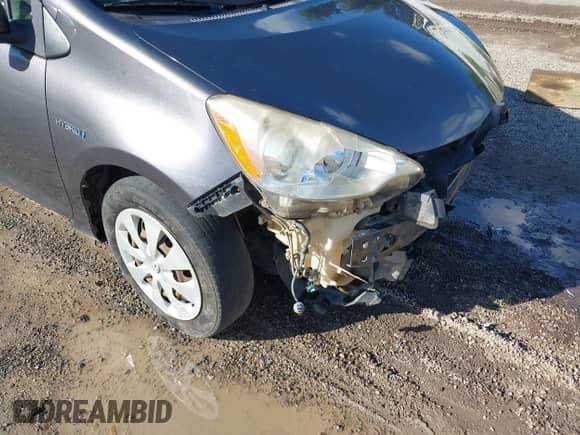 2012 Toyota Prius Two with VIN JTDKDTB30C1029597, listed as a IAAI auction lot 43393213 with 272,118 mi miles and . Bid and sale history available at DreamBid. Image 19.