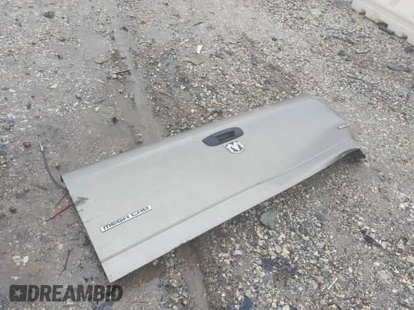 2007 Dodge 1500 SLT z VIN 3D7KR19D17G809058, wystawiony jako IAAI lot #41558278 z przebiegiem 163 346 mil mil oraz . Historia ofert i sprzedaży dostępna na DreamBid. Obrazek 11.