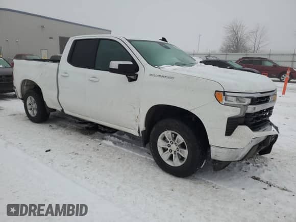 2023 Chevrolet Silverado 1500 LT with VIN 1GCRDDEK1PZ237177, listed as a Copart auction lot 84896224 with 20,807 mi miles and Salvage title. Bid and sale history available at DreamBid. Image 4.