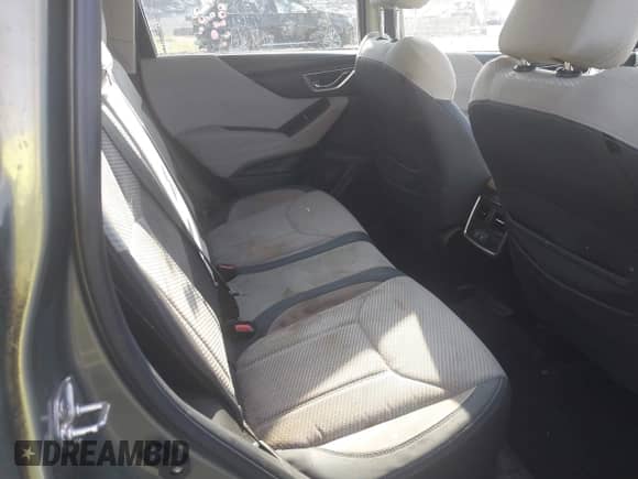 2020 Subaru Forester Premium z VIN JF2SKAJC2LH562393, wystawiony jako IAAI lot #43243848 z przebiegiem 104 984 mil mil oraz . Historia ofert i sprzedaży dostępna na DreamBid. Obrazek 8.