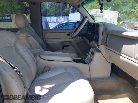 2001 Chevrolet Tahoe LS с VIN 1GNEK13T11R220134, выставлен на аукционе IAAI как лот 41965690 с пробегом 265 403 миль миль и . История ставок и продаж доступна на DreamBid. Изображение 5.