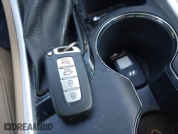 2015 Hyundai Sonata Limited with VIN KMHEC4A48FA124716, listed as a IAAI auction lot 43325497 with 112,665 mi miles and . Bid and sale history available at DreamBid. Image 11.