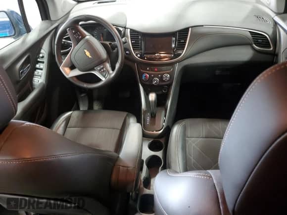 2020 Chevrolet Trax LT z VIN 3GNCJPSB1LL296551, wystawiony jako Copart lot #65267455 z przebiegiem 12 585 mil mil oraz Szkoda całkowita • Salvage title. Historia ofert i sprzedaży dostępna na DreamBid. Obrazek 8.