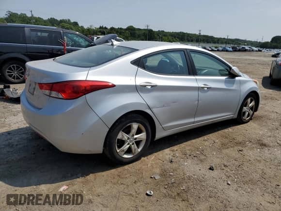 2011 Hyundai Elantra GLS z VIN 5NPDH4AEXBH005143, wystawiony jako Copart lot #65830415 z przebiegiem 212 254 mil mil oraz Czysty tytuł • Clean title. Historia ofert i sprzedaży dostępna na DreamBid. Obrazek 3.