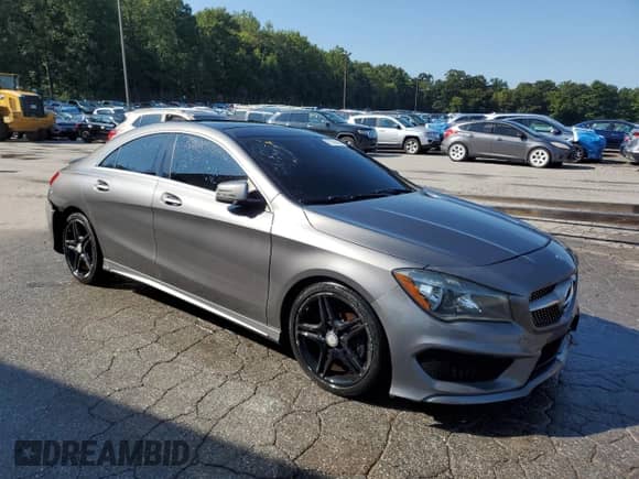 2014 Mercedes-Benz CLA 250 с VIN WDDSJ4GB8EN096481, выставлен на аукционе Copart как лот 71370745 с пробегом Не указан миль и Чистый • Clean title. История ставок и продаж доступна на DreamBid. Изображение 4.