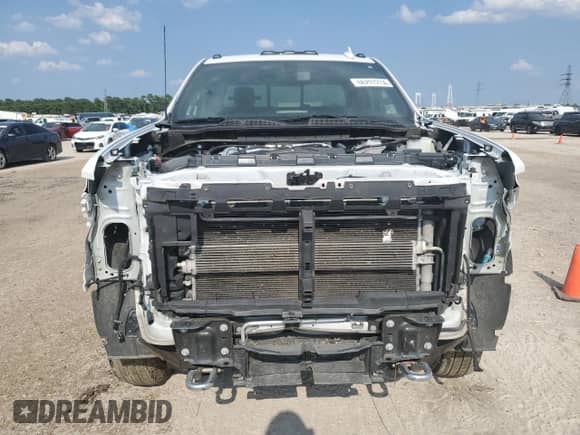 2022 Chevrolet Silverado 3500HD High Country с VIN 1GC4YVEY1NF207054, выставлен на аукционе Copart как лот 66297274 с пробегом Не указан миль и Списание • Salvage title. История ставок и продаж доступна на DreamBid. Изображение 5.