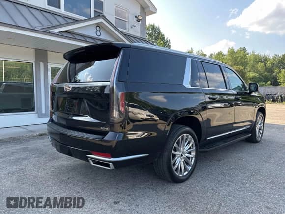 2021 Cadillac Escalade ESV Premium Luxury с VIN 1GYS4KKL8MR386002, выставлен на аукционе IAAI как лот 42760538 с пробегом 152 748 миль миль и . История ставок и продаж доступна на DreamBid. Изображение 4.