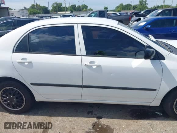 2004 Toyota Corolla CE z VIN 1NXBR32E94Z201284, wystawiony jako IAAI lot #42733984 z przebiegiem 255 300 mil mil oraz . Historia ofert i sprzedaży dostępna na DreamBid. Obrazek 13.