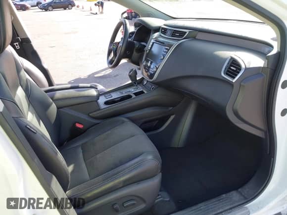 2021 Nissan Murano SL with VIN 5N1AZ2CJ1MC124918, listed as a IAAI auction lot 41467997 with 63,211 mi miles and . Bid and sale history available at DreamBid. Image 5.