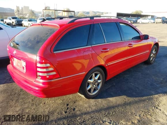 2002 Mercedes-Benz C 230/260/280/320 с VIN WDBRH64J42F185836, выставлен на аукционе IAAI как лот 43582999 с пробегом 96 617 миль миль и . История ставок и продаж доступна на DreamBid. Изображение 4.
