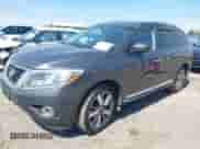 2014 Nissan Pathfinder S z VIN 5N1AR2MM3EC603111, wystawiony jako IAAI lot #41815459 z przebiegiem 169 276 mil mil oraz . Historia ofert i sprzedaży dostępna na DreamBid. Obrazek 2.