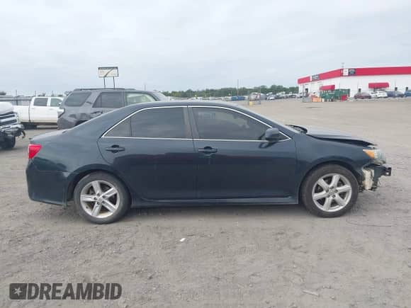 2014 Toyota Camry SE Sport с VIN 4T1BF1FK2EU343457, выставлен на аукционе IAAI как лот 43385246 с пробегом 320 265 миль миль и . История ставок и продаж доступна на DreamBid. Изображение 13.