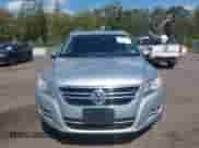 2011 Volkswagen Tiguan S with VIN WVGBV7AX4BW552207, listed as a IAAI auction lot 43156151 with 66,605 mi miles and . Bid and sale history available at DreamBid. Image 6.