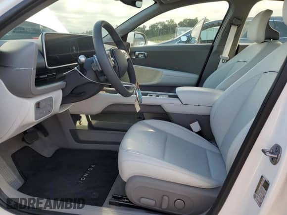 2025 Hyundai Ioniq 6 SEL с VIN KMHM34ACXSA099380, выставлен на аукционе Copart как лот 84194385 с пробегом 496 миль миль и Списание • Salvage title. История ставок и продаж доступна на DreamBid. Изображение 7.