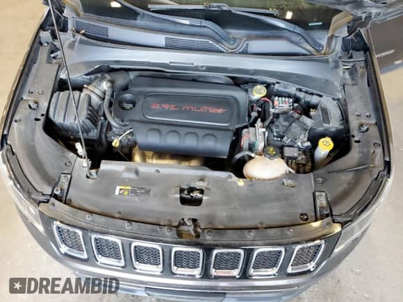 2018 Jeep Compass Latitude with VIN 3C4NJDBBXJT413086, listed as a Copart auction lot 62756545 with 110,304 mi miles and Non repairable. Bid and sale history available at DreamBid. Image 12.