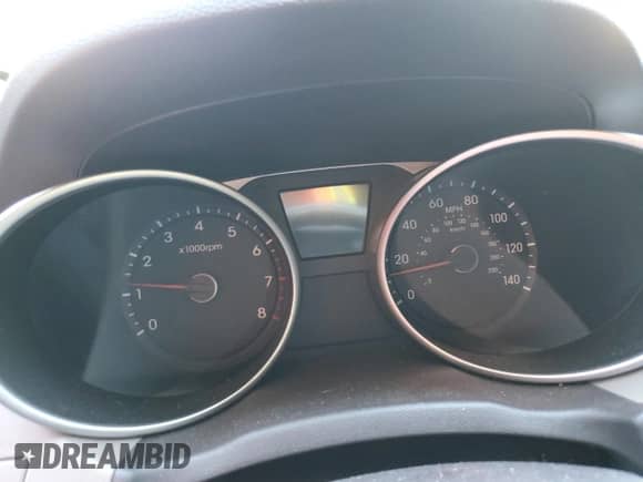 2014 Hyundai Tucson Limited with VIN KM8JU3AG6EU926100, listed as a Copart auction lot 82238115 with Not provided miles and Salvage title. Bid and sale history available at DreamBid. Image 9.