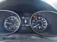 2017 Hyundai Santa Fe 2.4L z VIN 5XYZT3LB1HG496347, wystawiony jako IAAI lot #43306805 z przebiegiem 126 233 mil mil oraz . Historia ofert i sprzedaży dostępna na DreamBid. Obrazek 7.