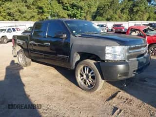 2008 Chevrolet Silverado 1500 2LT с VIN 2GCEC13J581327808, выставлен на аукционе IAAI как лот 43305532 с пробегом 248 209 миль миль и . История ставок и продаж доступна на DreamBid. Изображение 1.