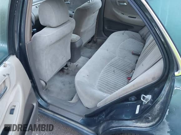 1998 Honda Accord LX z VIN 1HGCG5645WA225339, wystawiony jako IAAI lot #43502271 z przebiegiem 248 446 mil mil oraz . Historia ofert i sprzedaży dostępna na DreamBid. Obrazek 8.