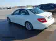 2012 Mercedes-Benz C 300 Sport с VIN WDDGF8BB0CA732420, выставлен на аукционе IAAI как лот 43321963 с пробегом 100 671 миль миль и . История ставок и продаж доступна на DreamBid. Изображение 3.