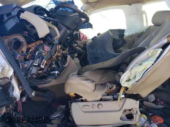 2010 Cadillac Escalade ESV Premium with VIN 1GYUKJEF5AR106966, listed as a Copart auction lot 38912394 with Not provided miles and Non repairable. Bid and sale history available at DreamBid. Image 7.