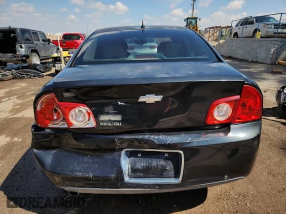 2010 Chevrolet Malibu 1LT с VIN 1G1ZC5EB5AF167788, выставлен на аукционе Copart как лот 69812235 с пробегом 204 576 миль миль и Списание • Salvage title. История ставок и продаж доступна на DreamBid. Изображение 6.