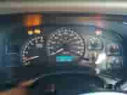 2002 Chevrolet Silverado 1500 LS z VIN 2GCEC19TX21390242, wystawiony jako Copart lot #86815985 z przebiegiem 284 213 mil mil oraz Szkoda całkowita • Salvage title. Historia ofert i sprzedaży dostępna na DreamBid. Obrazek 9.