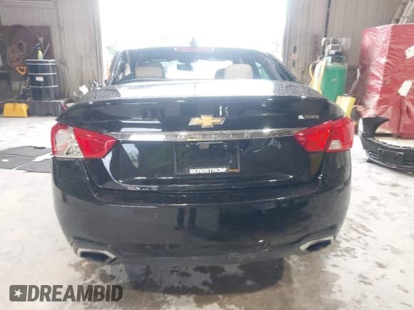 2018 Chevrolet Impala Premier z VIN 2G1125S36J9133638, wystawiony jako IAAI lot #43015532 z przebiegiem 81 221 mil mil oraz . Historia ofert i sprzedaży dostępna na DreamBid. Obrazek 16.