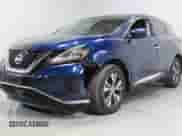 2020 Nissan Murano S z VIN 5N1AZ2AJ1LN118011, wystawiony jako Copart lot #70588035 z przebiegiem 100 917 mil mil oraz Czysty tytuł • Clean title. Historia ofert i sprzedaży dostępna na DreamBid. Obrazek 2.