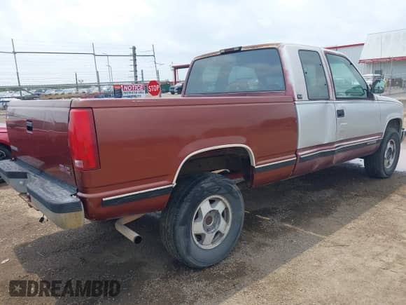 1994 GMC Sierra 1500 с VIN 2GTEK19K3R1536999, выставлен на аукционе IAAI как лот 42365255 с пробегом 286 927 миль миль и . История ставок и продаж доступна на DreamBid. Изображение 4.