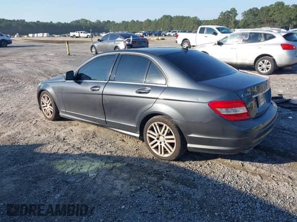 2008 Mercedes-Benz C 300 Sport с VIN WDDGF81X48F150019, выставлен на аукционе IAAI как лот 43154204 с пробегом 171 729 миль миль и . История ставок и продаж доступна на DreamBid. Изображение 3.