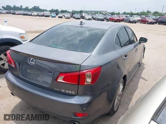 2012 Lexus IS 350 z VIN JTHCE5C29C5002926, wystawiony jako IAAI lot #39368051 z przebiegiem 158 593 mil mil oraz . Historia ofert i sprzedaży dostępna na DreamBid. Obrazek 4.