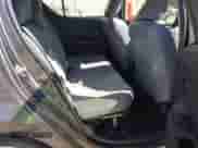 2015 Toyota Prius One z VIN JTDKDTB31F1096438, wystawiony jako IAAI lot #41859685 z przebiegiem 208 302 mil mil oraz . Historia ofert i sprzedaży dostępna na DreamBid. Obrazek 8.