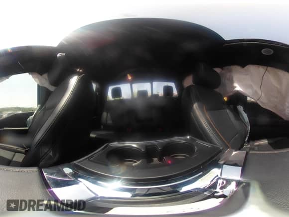 2024 Ford F-150 Lariat z VIN 1FTFW5L57RFB58262, wystawiony jako IAAI lot #42255702 z przebiegiem 4 763 mil mil oraz . Historia ofert i sprzedaży dostępna na DreamBid. Obrazek 19.