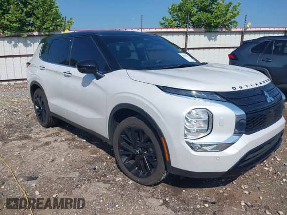 2023 Mitsubishi Outlander SEL z VIN JA4J4VA86PZ010610, wystawiony jako IAAI lot #42883511 z przebiegiem 37 536 mil mil oraz . Historia ofert i sprzedaży dostępna na DreamBid. Obrazek 1.