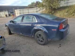 2010 Chevrolet Malibu 1LT z VIN 1G1ZC5E03AF185530, wystawiony jako Copart lot #84645965 z przebiegiem 25 916 mil mil oraz Szkoda całkowita • Salvage title. Historia ofert i sprzedaży dostępna na DreamBid. Obrazek 2.