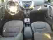 2013 Hyundai Elantra GLS z VIN 5NPDH4AE0DH220145, wystawiony jako Copart lot #82489045 z przebiegiem 168 987 mil mil oraz Czysty tytuł • Clean title. Historia ofert i sprzedaży dostępna na DreamBid. Obrazek 8.